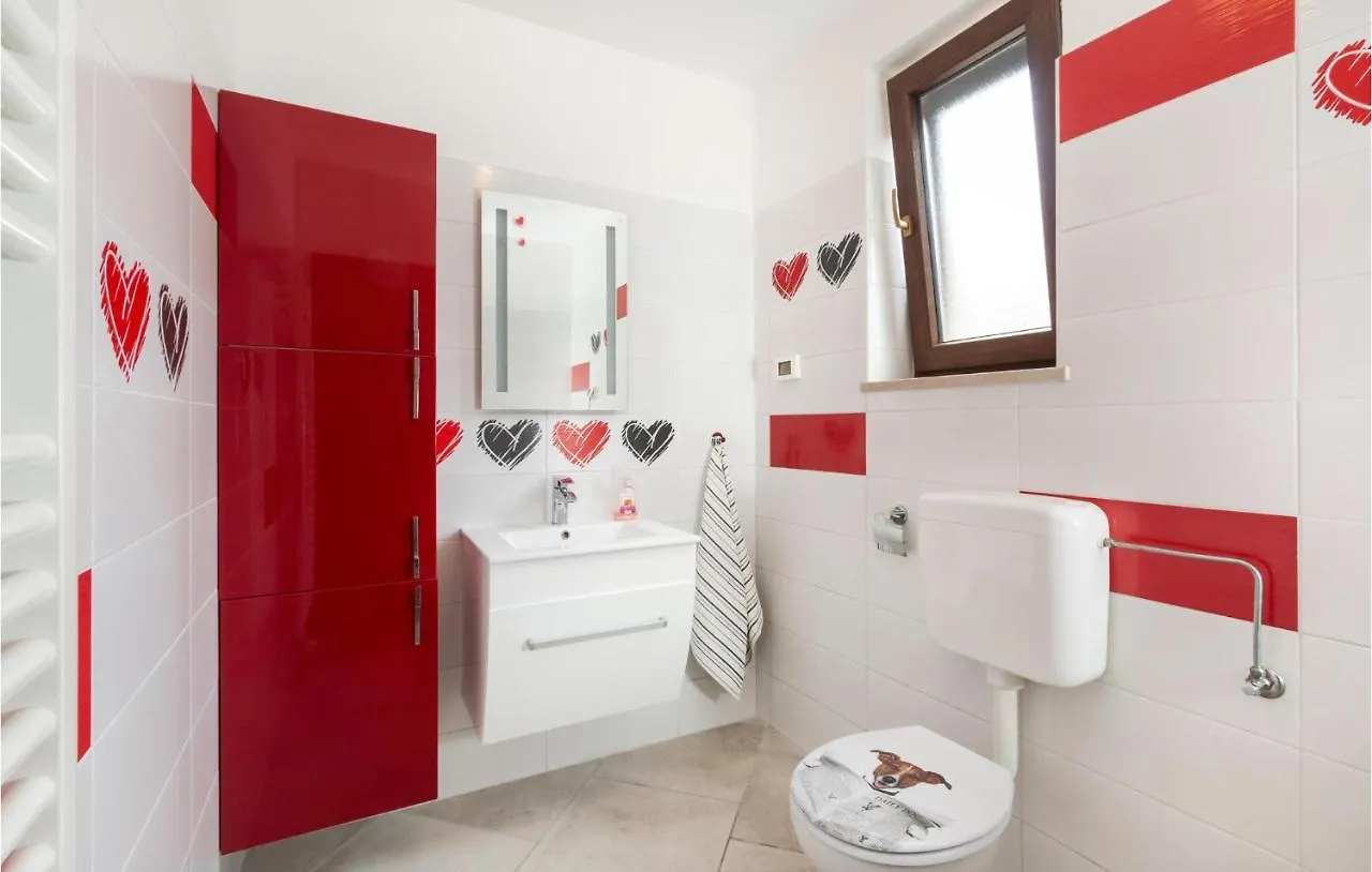 Gorgeous Home In Pula With Outdoor Swimming Pool 0*,