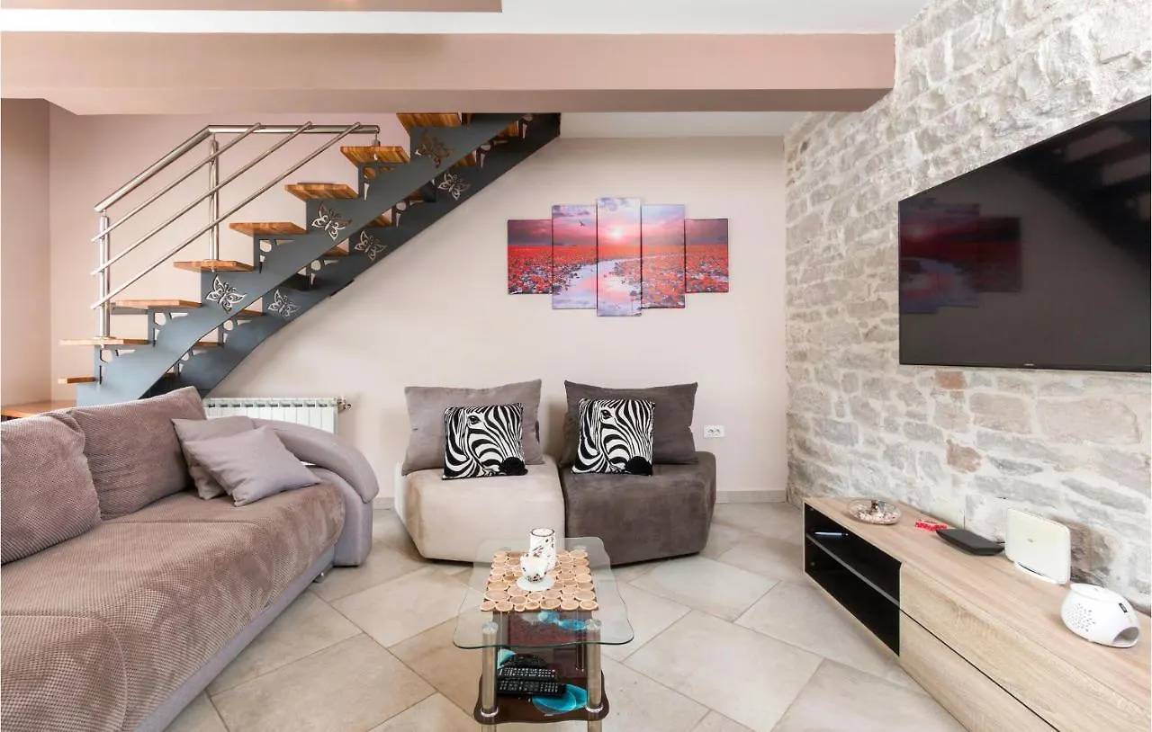 Holiday home Gorgeous Home In Pula With Outdoor Swimming Pool Croatia