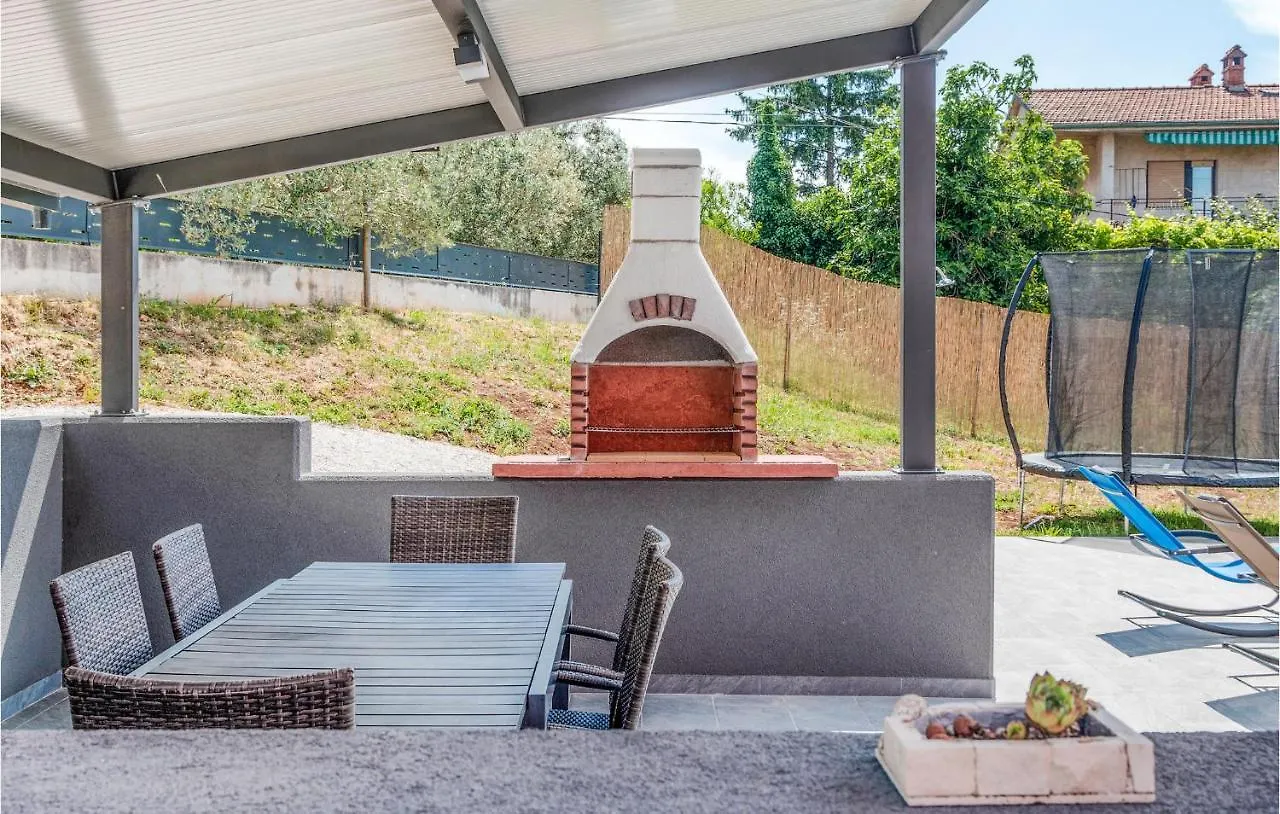 Holiday home Gorgeous Home In Pula With Outdoor Swimming Pool